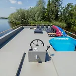 Botel Surla Houseboat Sunrise Kaag With Free Tender Boat