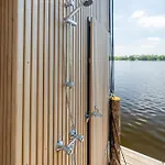 Surla Houseboat Sunrise Kaag With Free Tender Boat Botel Warmond