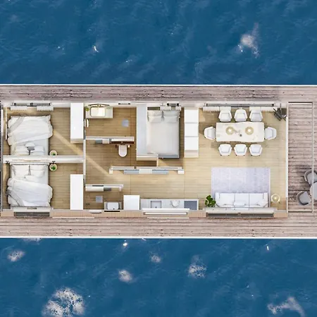 Botel Surla Houseboat 