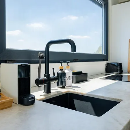 Surla Houseboat Sunrise Kagerplassen With Tender Bådhotel Buitenkaag