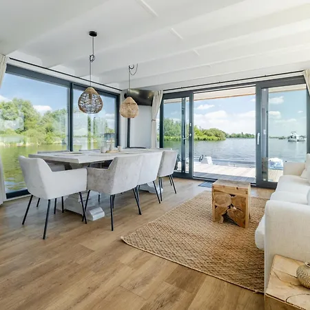 Surla Houseboat Sunrise Kagerplassen With Tender Buitenkaag