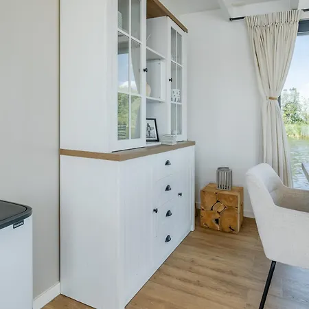 Surla Houseboat Sunrise Kagerplassen With Tender *