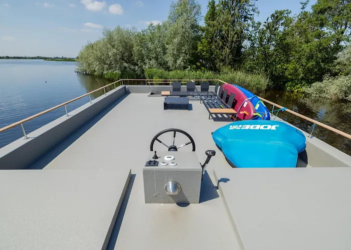 Ботель Surla Houseboat 